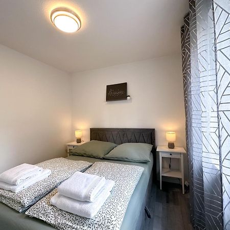 Stilvolles, Frisch Renoviertes 2Zi Apartment Mit Kueche Und Balkon In Kliniknaehe Bad Oeynhausen Bagian luar foto